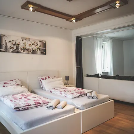 Fuer Bis Zu 7 Gaeste Ideal Fuer Monteure, Teams Und Familien * Niederdorla